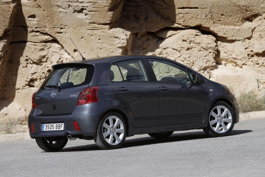  Toyota Yaris TS 2007 года  (фото 46 из 89)
